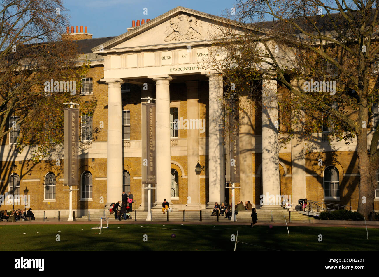 London, England, Vereinigtes Königreich. Saatchi Gallery in der Duke of York HQ Gebäude, Königsweg. Stockfoto