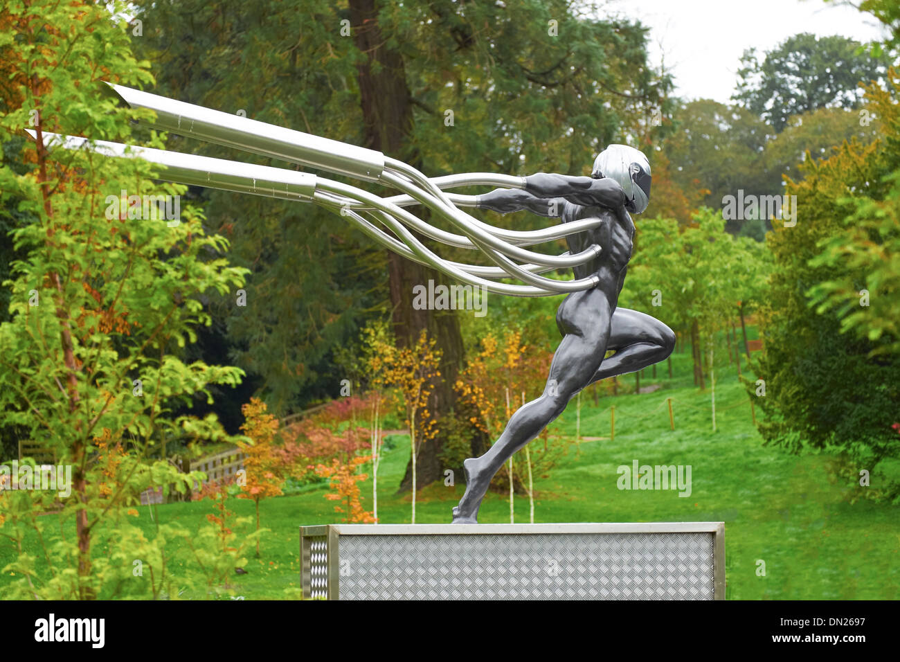 Skulpturen im Garten Alnwick, Northumberland, England, UK. Stockfoto