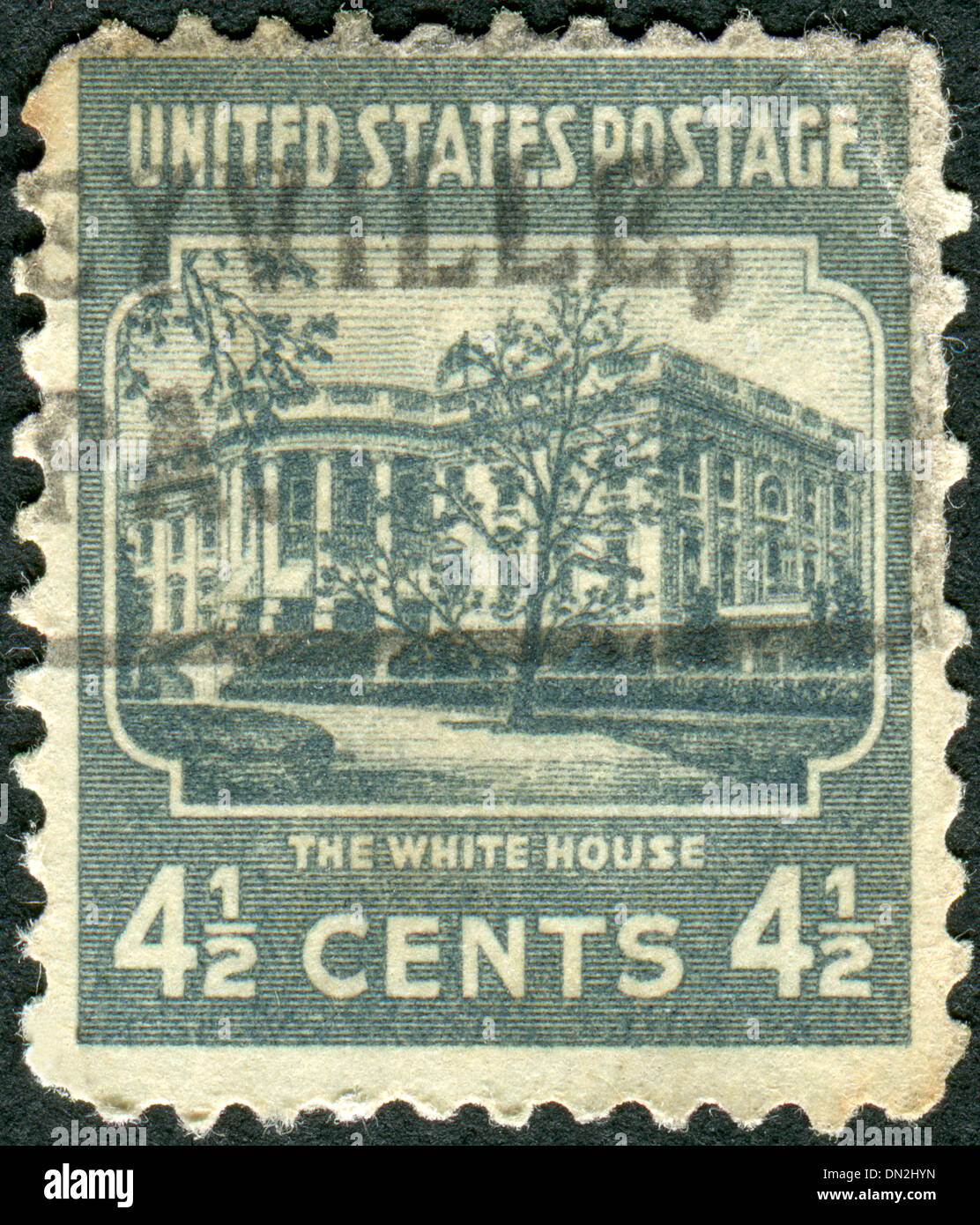 USA - ca. 1938: Briefmarke gedruckt in den USA, zeigt ein weißes Haus, Washington, DC, ca. 1938 Stockfoto