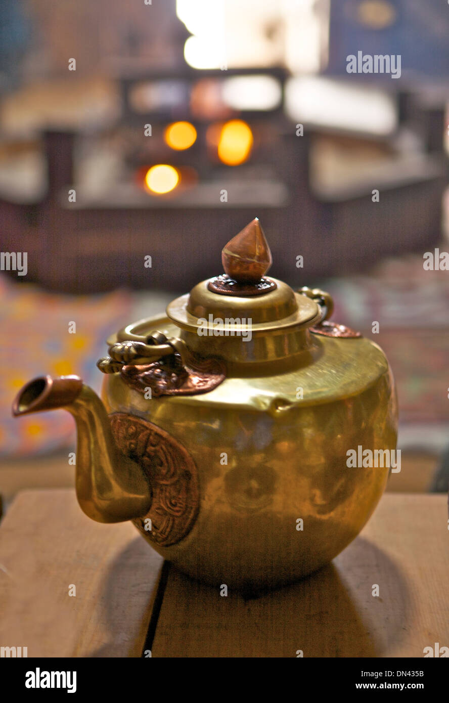Antike mongolische Teekanne Stockfoto