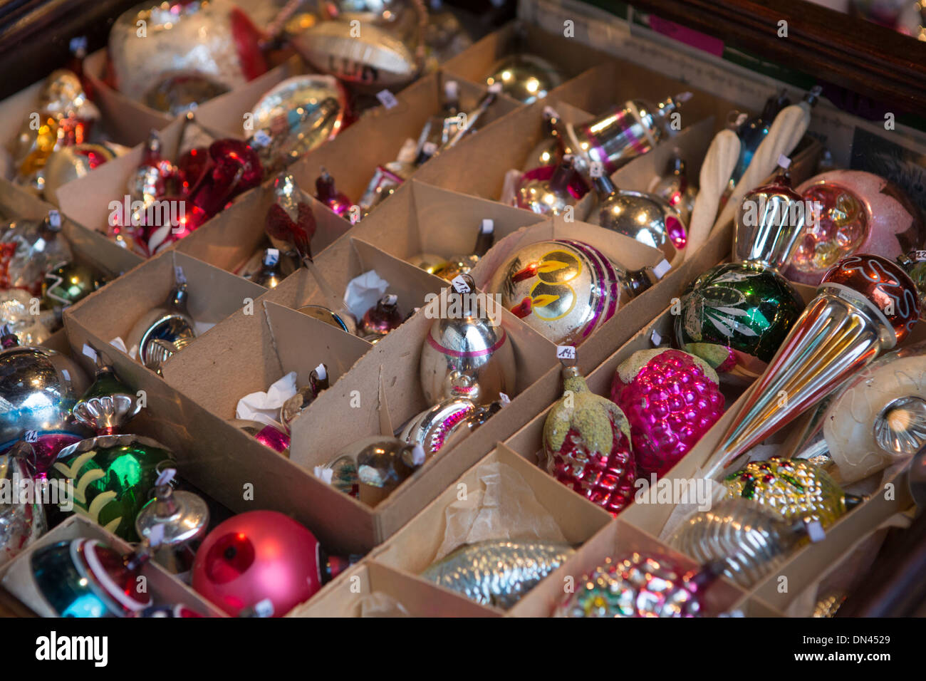Produktbild von Vintage Weihnachtsschmuck Christbaumschmuck Nikolaus Rot In Aubing