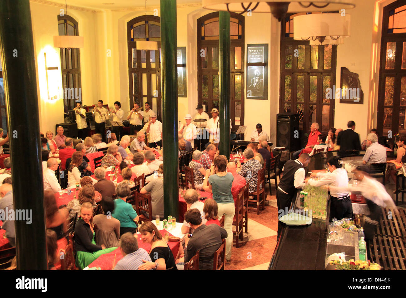 Buena Vista Social Club im Café Taberna, die Altstadt von Havanna (La Habana Vieja), Kuba, Karibik, Mittelamerika Stockfoto