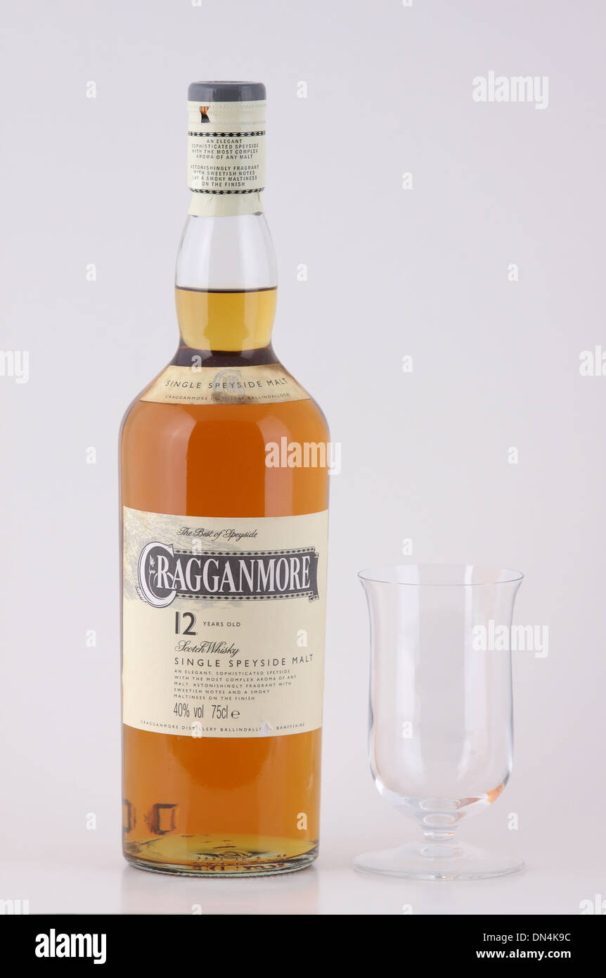 Eine Flasche 12 Jahre alten Cragganmore Scotch Whisky Single Speyside Malt Stockfoto