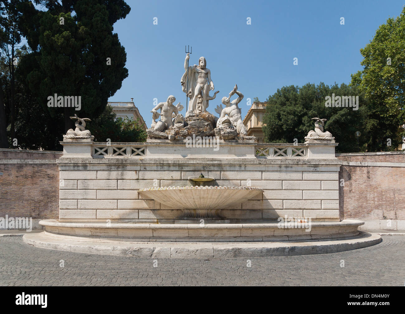Der Brunnen von Neptun, Piazza del Popolo, Rom, Italien. Stockfoto