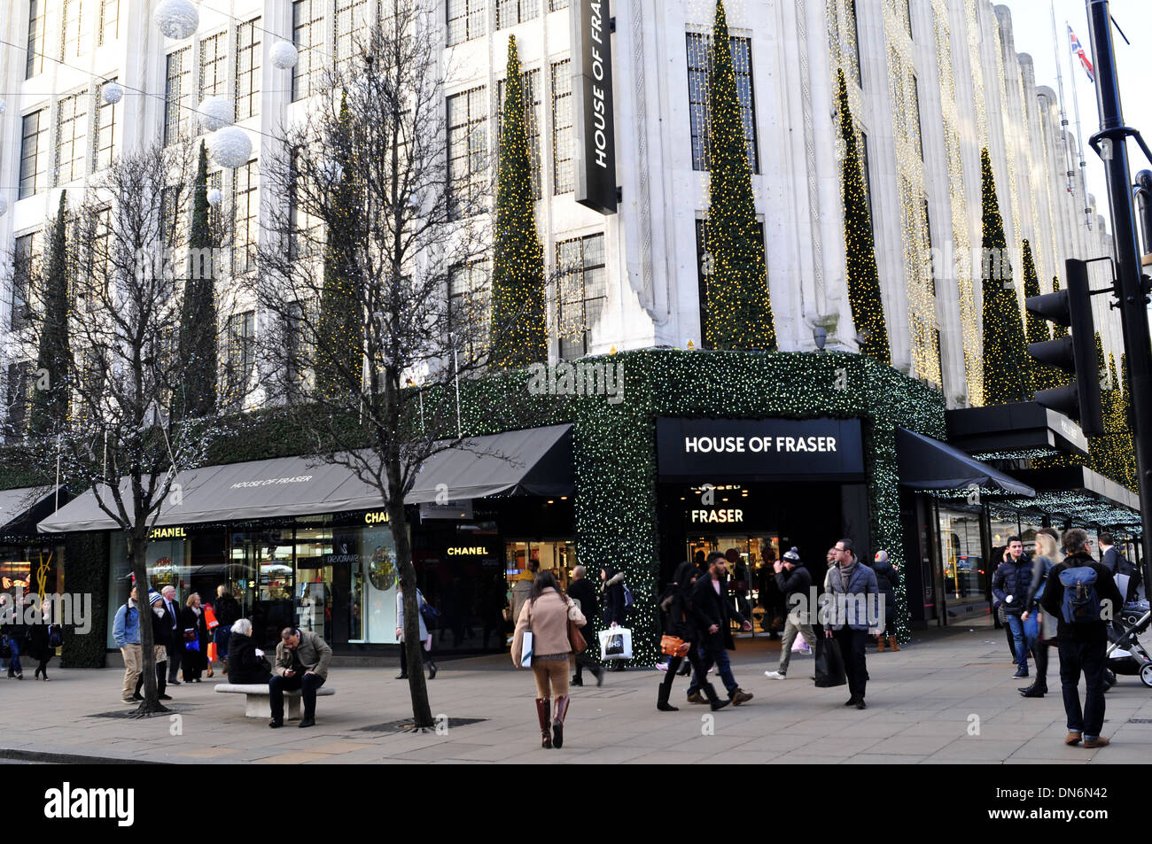 Einen Überblick über das House of Fraser auf der Oxford Street mit Weihnachtsschmuck Stockfoto
