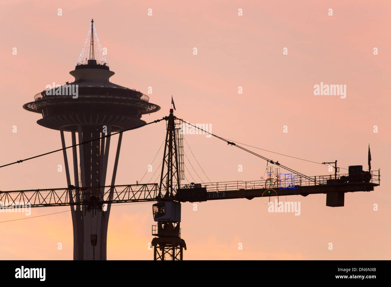 USA, Washington. Seattle, Space Needle, Kran Stockfoto