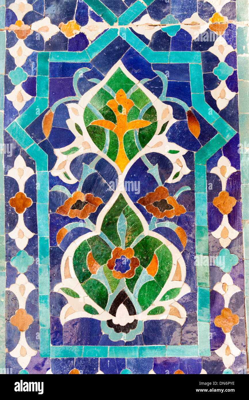 Wand-Mosaik, Gur Emir Mausoleum, auch bekannt als Gur Amir, Guri Amir, Gur-E Amir und Gur-ich Amir, Samarkand, Usbekistan Stockfoto
