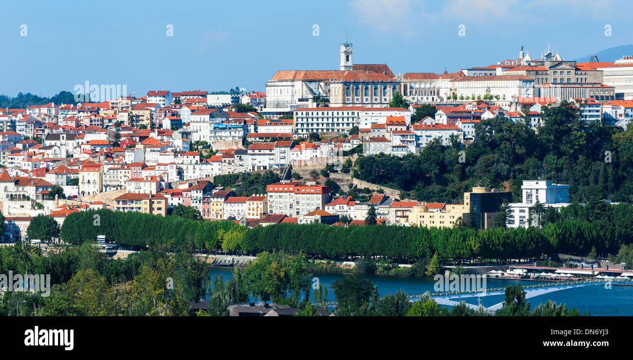 Blick auf die Altstadt und der Universität über den Mondego Fluss, Coimbra, Provinz Beira, Portugal Stockfoto