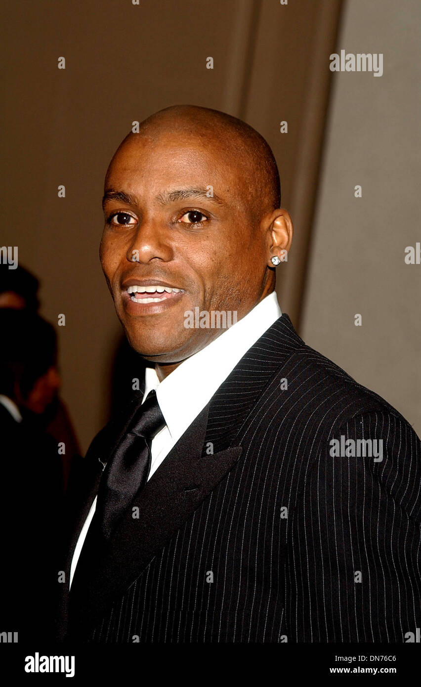 23. März 2002 - Hollywood, CA, USA - K24533AG. BAUM DES LEBENS-AWARDS. REGENT BEVERLY WILSHIRE HOTEL. AMY GRÄBER.   COPYRIGHT 2002 (D)... CARL LEWIS(Credit Image: © Globe Photos/ZUMAPRESS.com) Stockfoto