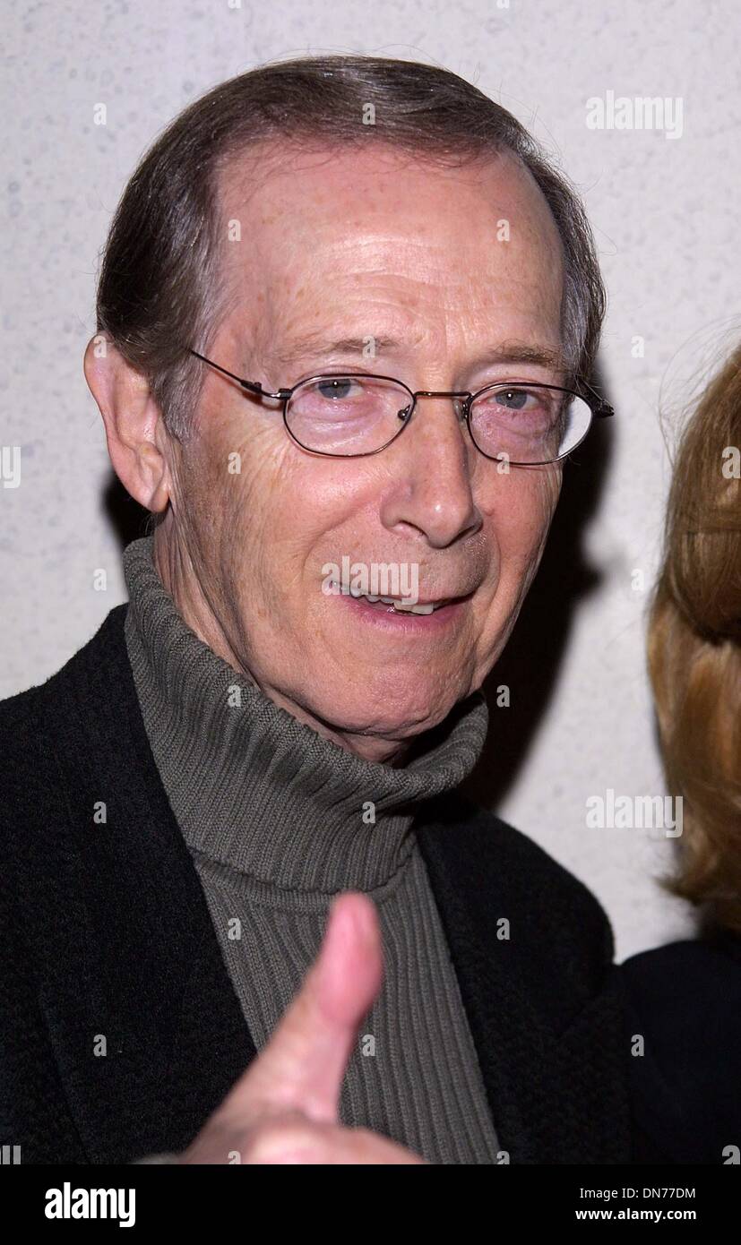 24. November 2002 - Beverly Hills, CALIFORNIA, USA - BERNIE KOPELL... K27298TR NORBY WALTER 21. PRE-JAHRESURLAUB PARTY. DIE MÖNCH-VEREIN, BEVERLY HILLS, KALIFORNIEN. NOV. 24, 2002. TOM RODRIGUEZ / 2002. (Kredit-Bild: © Globe Photos/ZUMAPRESS.com) Stockfoto