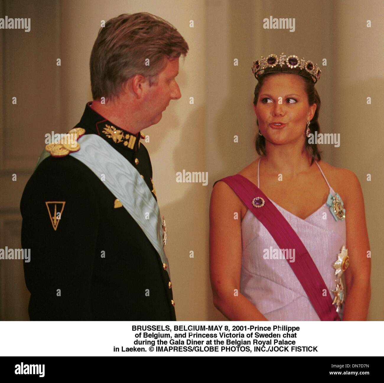 8. Mai 2001 - Brüssel, Belgien - Brüssel, Belgien-8. Mai 00 Philippe von Belgien und Prinzessin Victoria von Schweden Chat während der Gala-Diner im belgischen Königlichen Palast in Laeken. Â © IMAPRESS / JOCK FISTICK (Kredit-Bild: © Globe Photos/ZUMAPRESS.com) Stockfoto