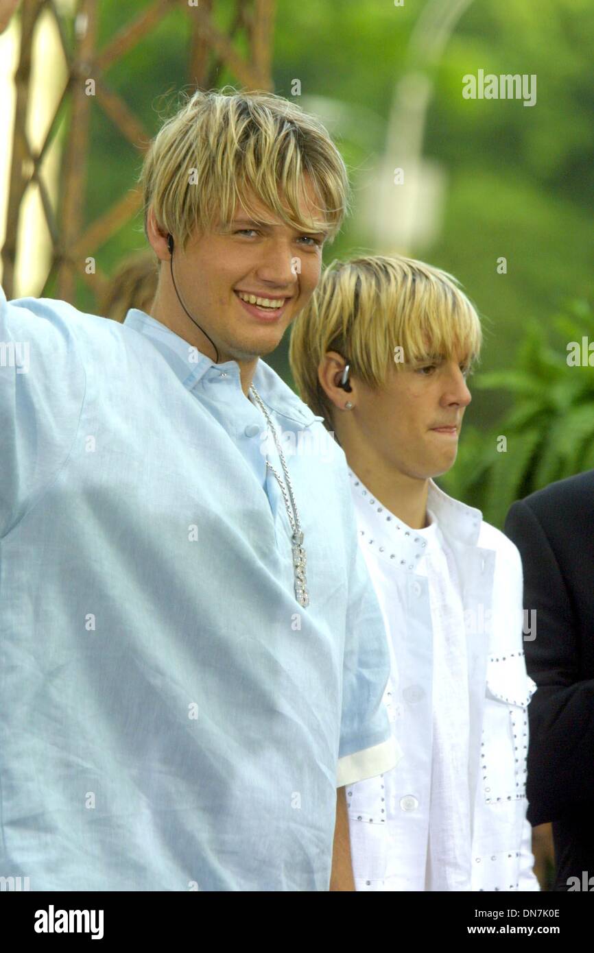 31. Mai 2002 - K25188JBB AARON und NICK CARTER auf CBS der EARLY SHOW durchführen. NEW YORK CITY, 31.05.02. JOHN BARRETT / 2002.AARON und NICK CARTER(Credit Image: © Globe Photos/ZUMAPRESS.com) Stockfoto