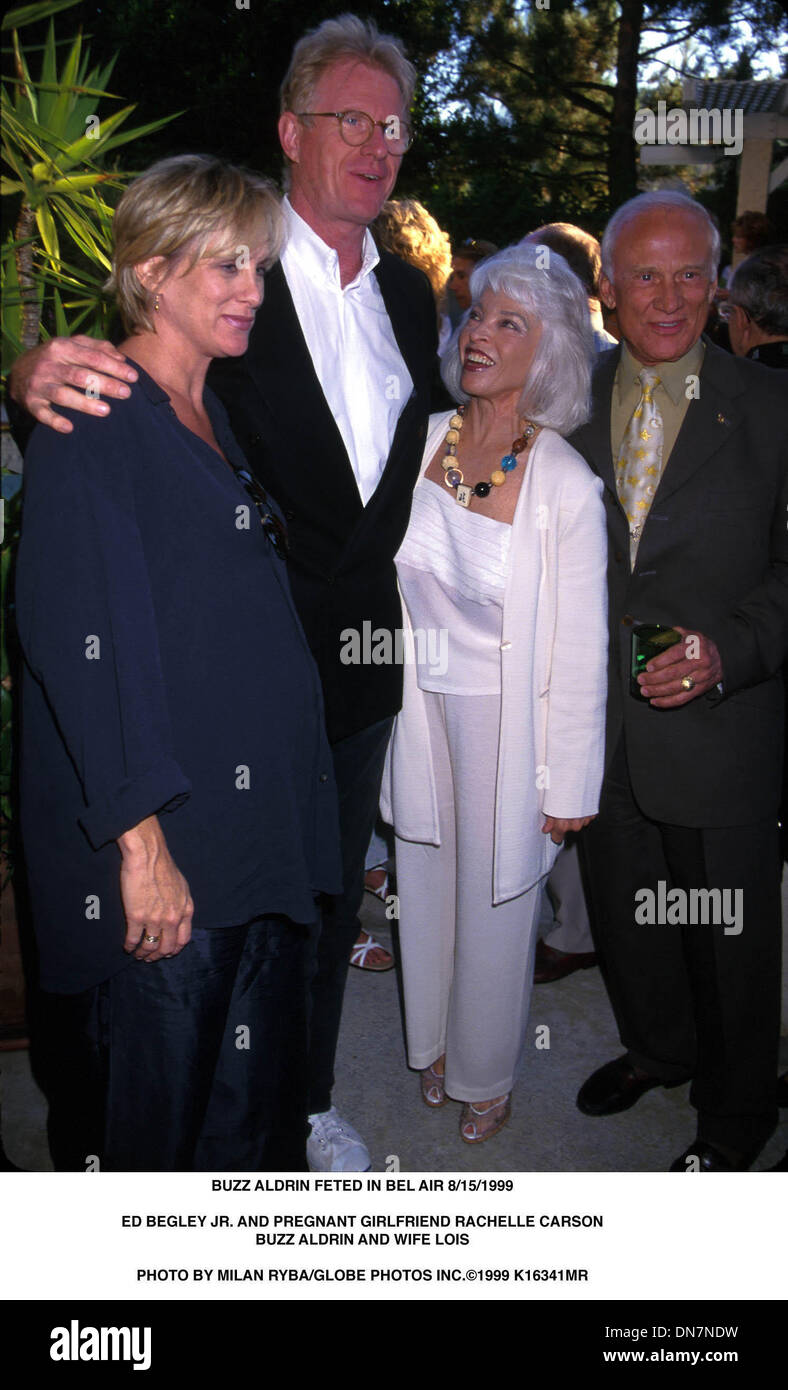 15. August 1999 - gefeiert BUZZ ALDRIN IN BEL AIR 8/15/99.ED BEGLEY JR. Schwangere Freundin RACHELLE CARSON BUZZ ALDRIN und Frau LOIS. MILAN RYBA / 1999.K16341MR (Kredit-Bild: © Globe Photos/ZUMAPRESS.com) Stockfoto