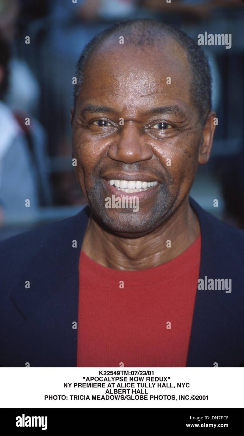 23. Juli 2001 - K22549TM:07/23/01.'' APOCALYPSE NOW REDUX''. NEW YORK PREMIERE AT ALICE TULLY HALL, NEW YORK CITY. ALBERT HALL. TRICIA wiesen / 2001 (Kredit-Bild: © Globe Photos/ZUMAPRESS.com) Stockfoto