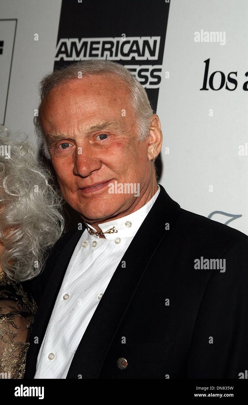 24. März 2002 - K24527AG: Kinder Vereinen Nationen und AMNESTY INTERNATIONAL OSCAR Nacht Feier. AT VOR, LA, CA 24.03.2002. AMY GRÄBER / 2002. (D).. BUZZ ALDRIN (Kredit-Bild: © Globe Photos/ZUMAPRESS.com) Stockfoto