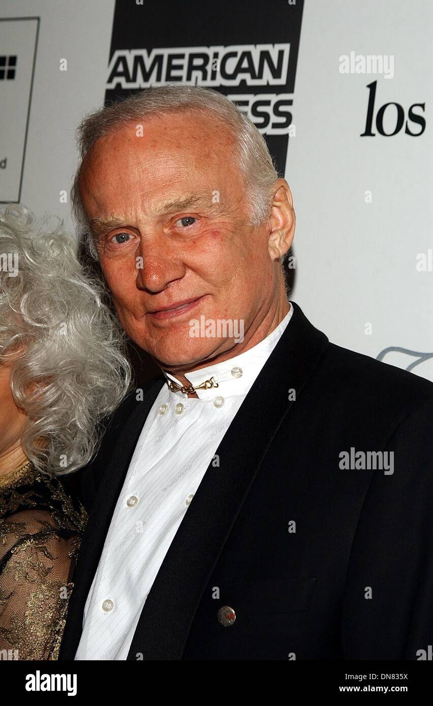24. März 2002 - K24527AG: Kinder Vereinen Nationen und AMNESTY INTERNATIONAL OSCAR Nacht Feier. AT VOR, LA, CA 24.03.2002. AMY GRÄBER / 2002. (D).. BUZZ ALDRIN (Kredit-Bild: © Globe Photos/ZUMAPRESS.com) Stockfoto