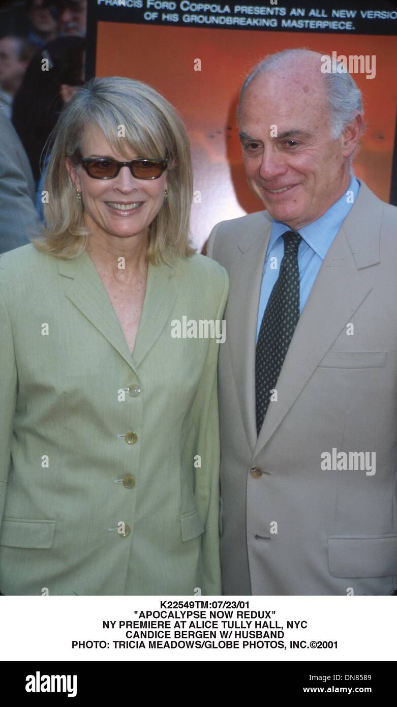 23. Juli 2001 - K22549TM:07/23/01.'' APOCALYPSE NOW REDUX''. NEW YORK PREMIERE AT ALICE TULLY HALL, NEW YORK CITY. CANDICE BERGEN W / MANN. TRICIA wiesen / 2001 (Kredit-Bild: © Globe Photos/ZUMAPRESS.com) Stockfoto