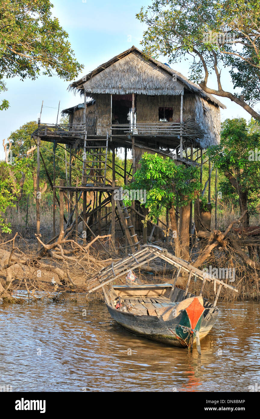 Kampong Phluk Dorf in den Tonle Sap Great Lake Stockfoto