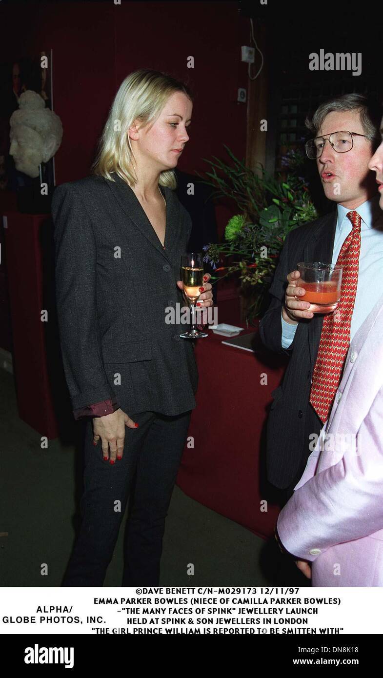 12. November 1997 - Â © DAVE BENETT C/N-M029173 12/11/97.EMMA PARKER BOWLES (Nichte von CAMILLA PARKER BOWLES).-"die vielen Gesichter von SPINK'' Schmuck starten. STATT BEI SPINK & SOHN JUWELIERE IN LONDON. " DIE Mädchen Prinz WILLIAM wird berichtet, dass mit geschlagen werden "(Kredit-Bild: © Globe Photos/ZUMAPRESS.com) Stockfoto