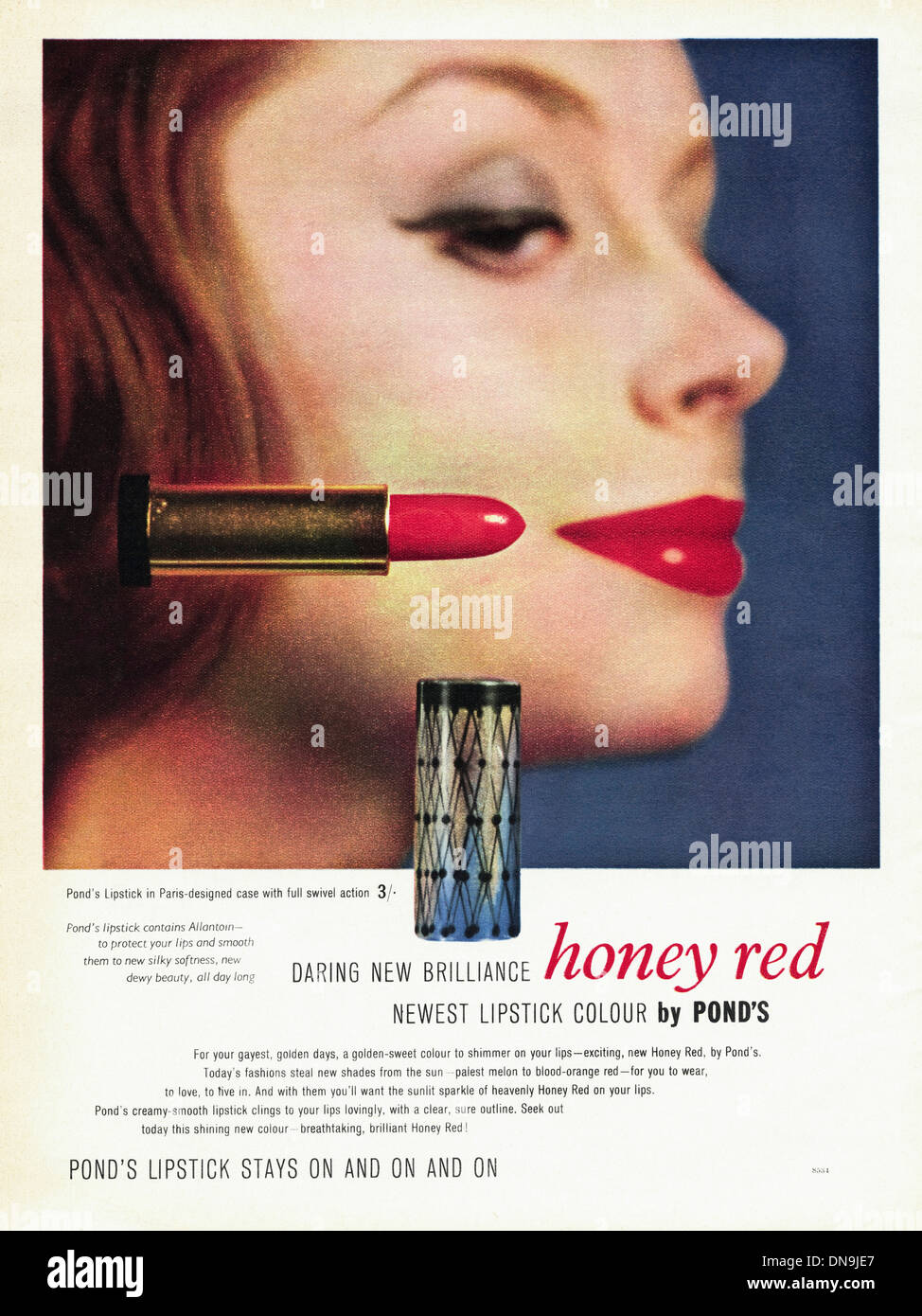 1950er Jahre Werbung. Vintage original Frauen Mode Magazin Werbung für  Teich Lippenstift Stockfotografie - Alamy