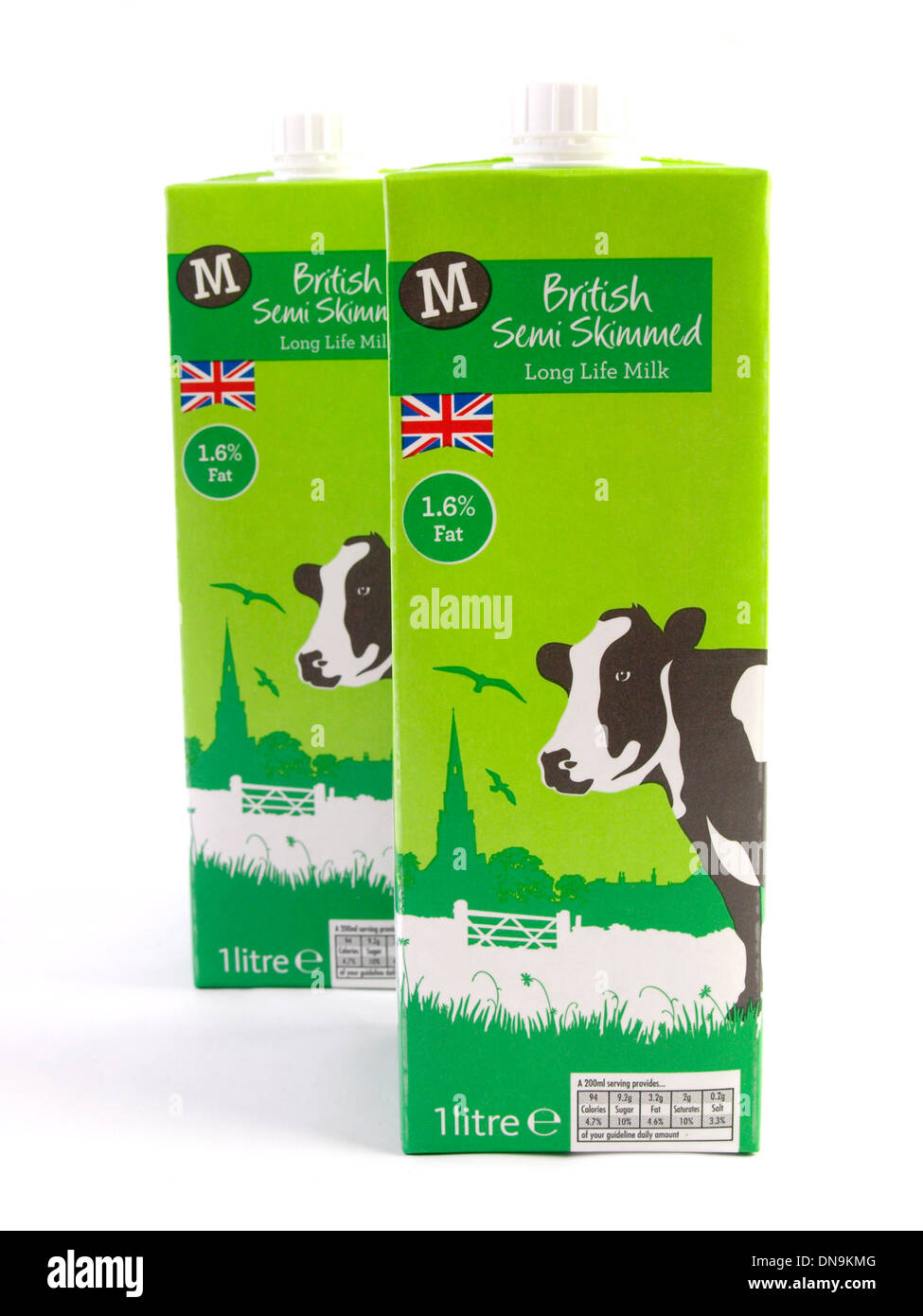 Morrisons Supermarkt langes Leben halb entrahmte Milchkarton, UK Stockfoto