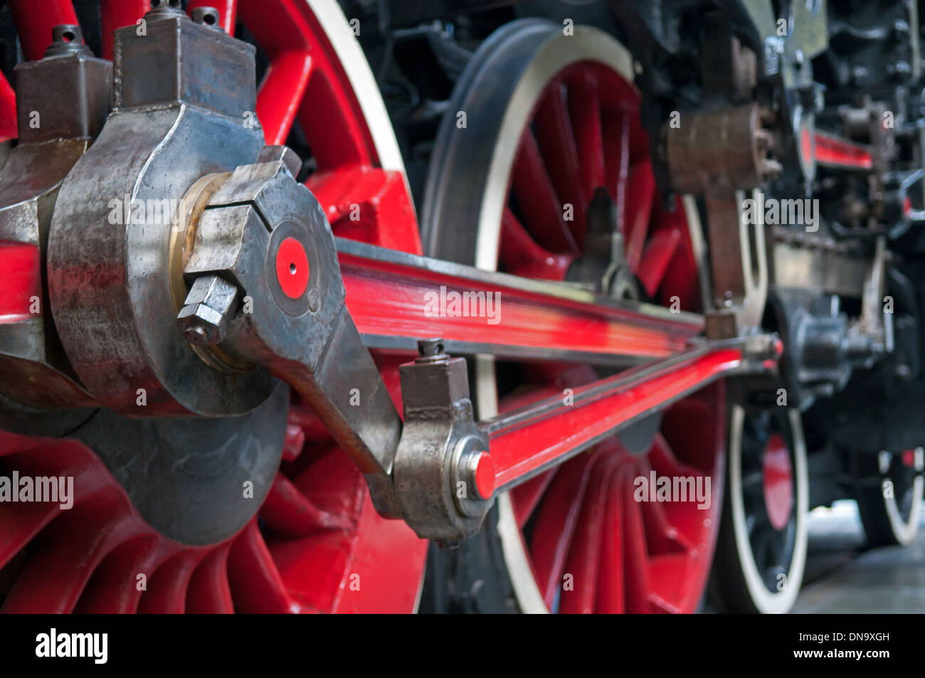 Antriebsräder für die chinesische Regierung Eisenbahn Dampflok 4-8-4 KF7 Nr. 607. Stockfoto