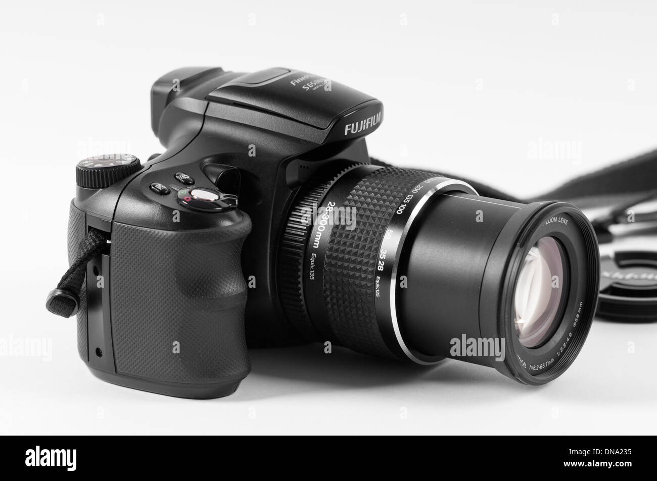 Amateur Digitalkamera Fuji s6500 Objektiv zoom Stockfoto