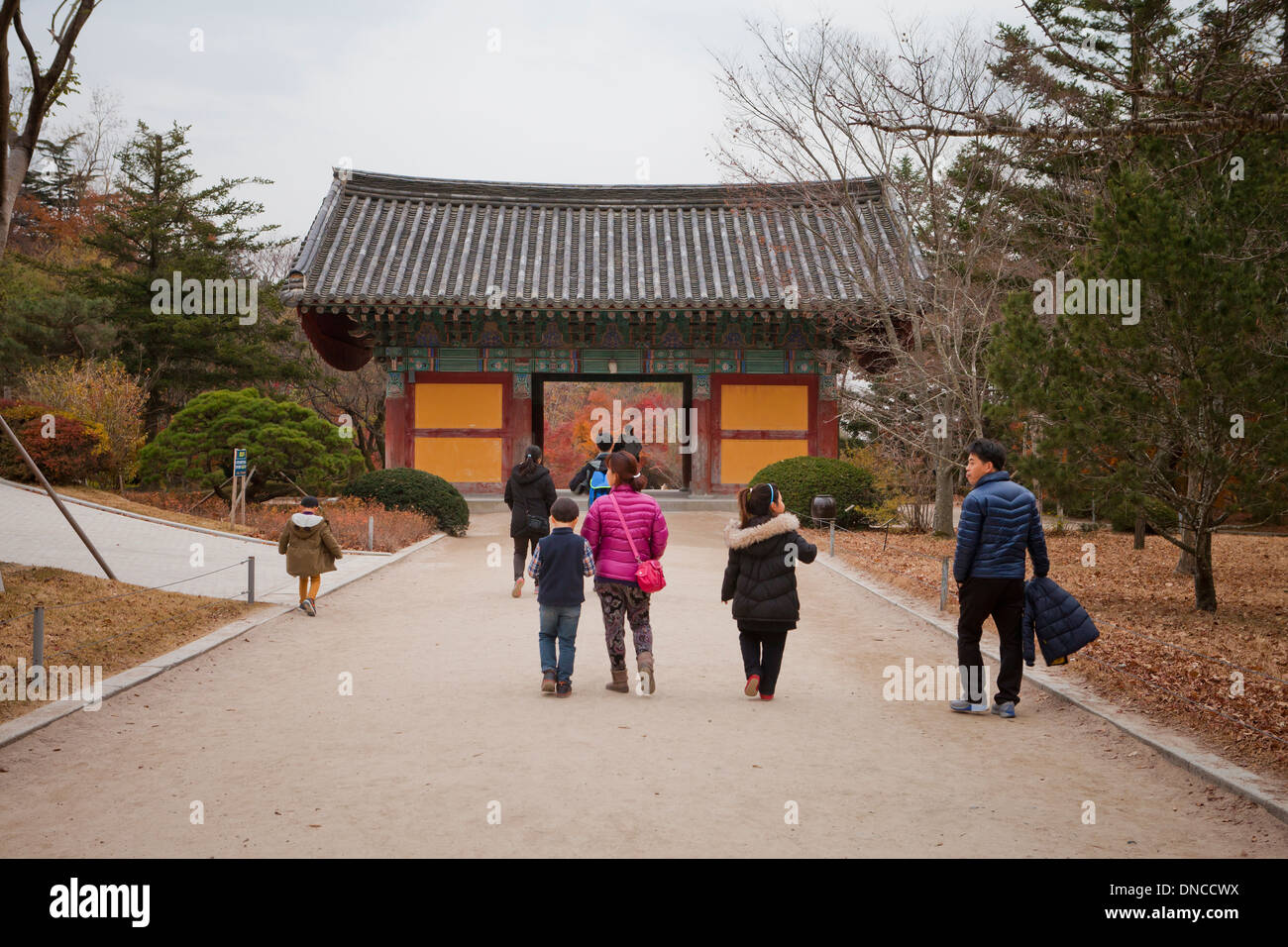 Eingangstor in buddhistischen Bulguksa Tempel - Gyeongju, Südkorea Stockfoto