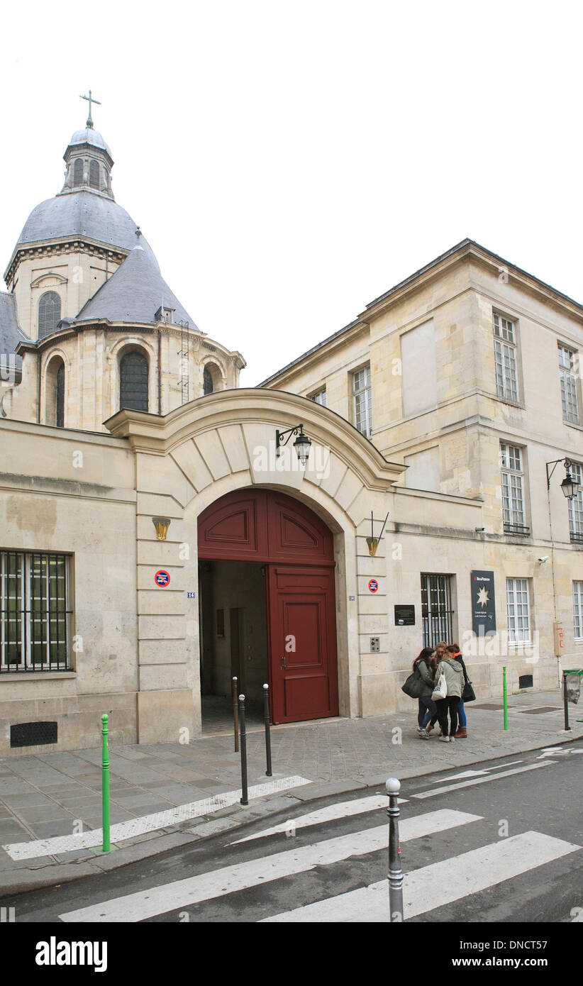 Eingang zum Lycée Charlemagne Schule. Paris, Frankreich, Europa Stockfoto
