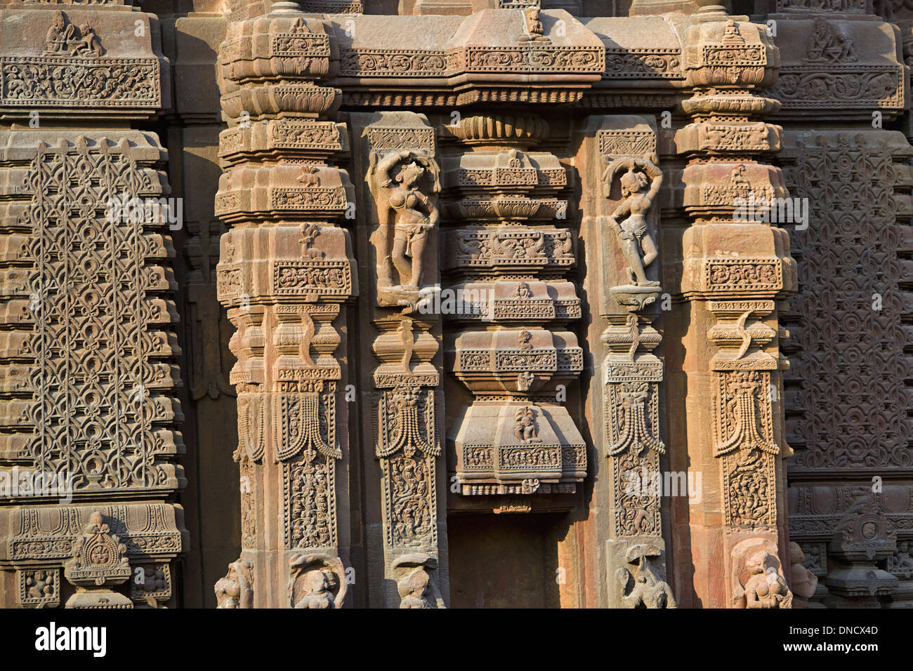 Muktesvara Tempel - Skulptur-Details. Hindu Tempel, der Shiva gewidmet. Bhubaneshwar, Odisha, Indien Stockfoto