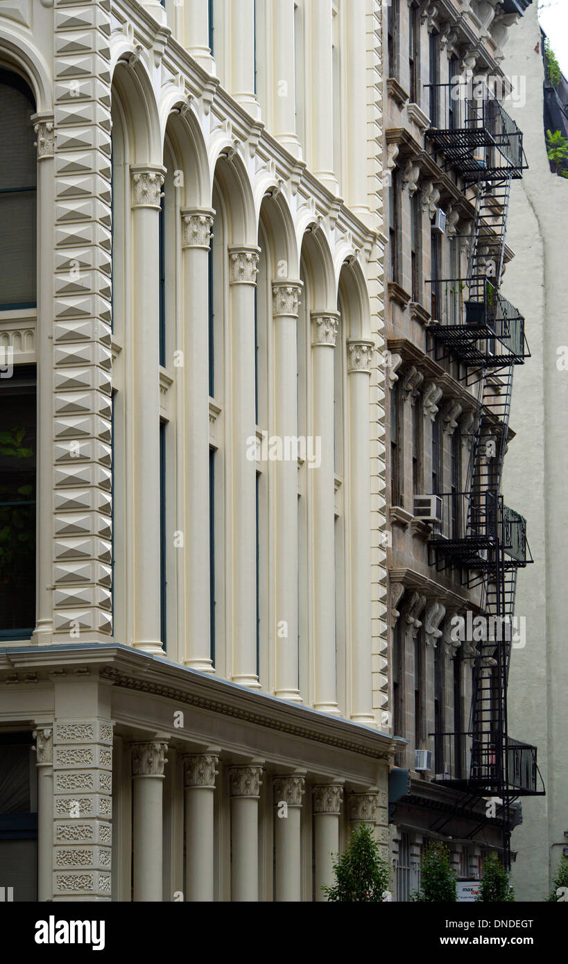Gusseisen-Fassade eines Gebäudes auf White Street in SoHo Bereich von New York City Stockfoto