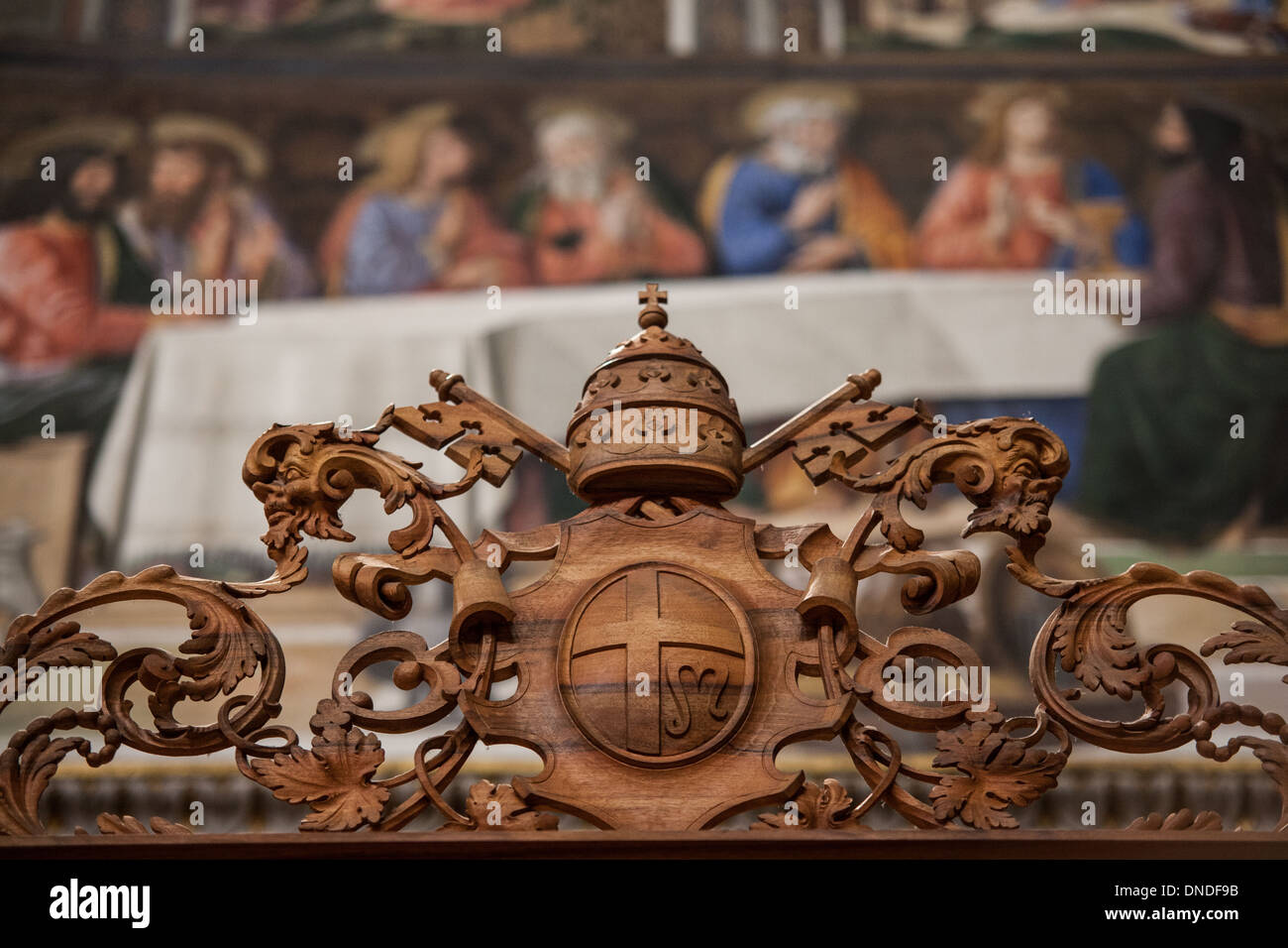 Hinter den Kulissen in der Sixtinischen Kapelle, 13. März 2013, während sie für die Konklave vorbereitet, die Papst Franziskus begrüßt. Stockfoto