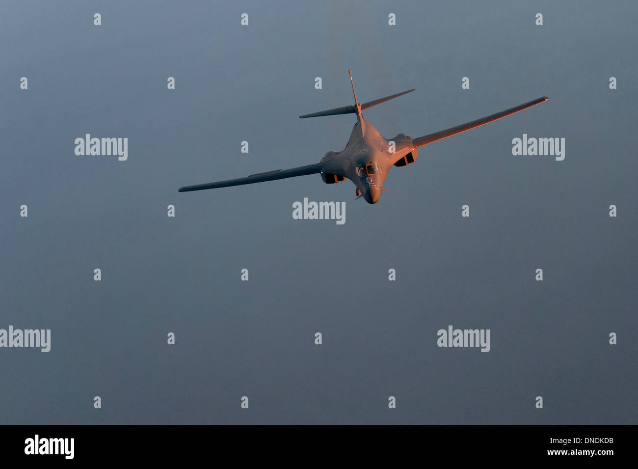 Ein US-Luftwaffe B-1 b Lancer-Stealth-Bomber während einer Mission 6. November 2013 in Südafghanistan. Stockfoto