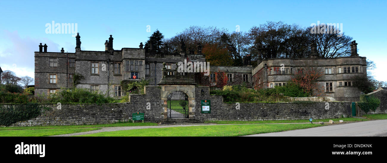 Tissington Hall jakobinischen Herrenhaus, Tissington Dorf, Peak District National Park, Derbyshire, England, UK Stockfoto