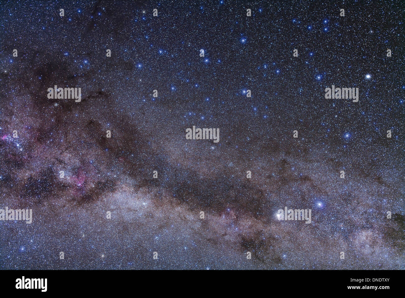 Das Sternbild Centaurus und ihren dunklen Gassen von Nebel. Stockfoto