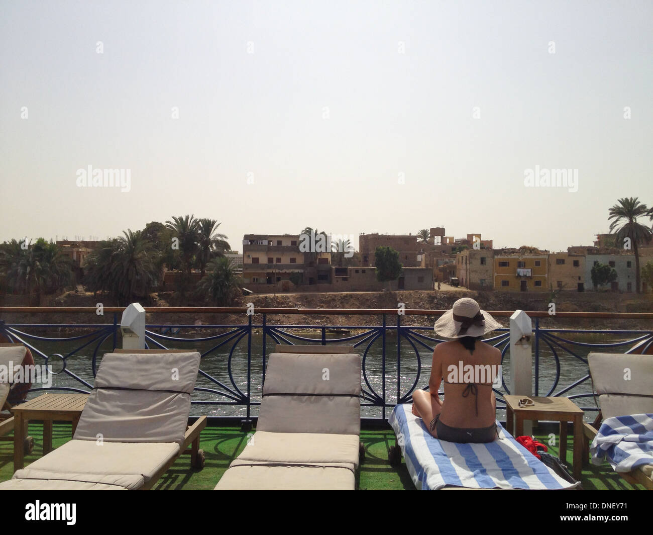 Kreuzfahrt auf dem Nil zwischen Assuan und Luxor Stockfoto