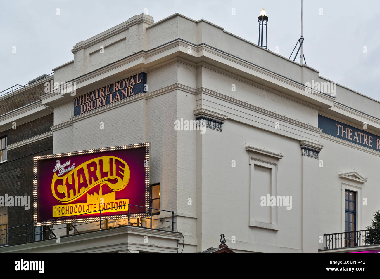 Roald Dahls Charlie und die Schokolade Fabrik West End Musical im Theatre Royal Drury Lane, London, England Stockfoto