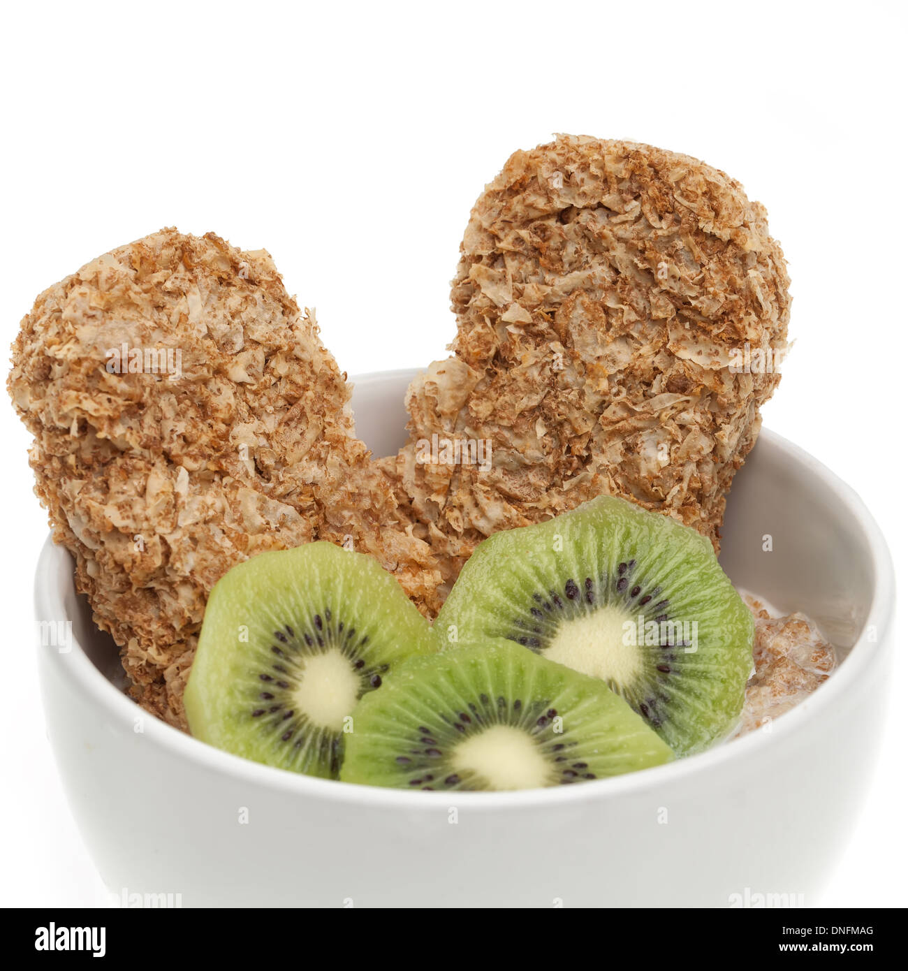 Gesundes Frühstück-Müsli mit Kiwi isoliert auf weißem Hintergrund Stockfoto
