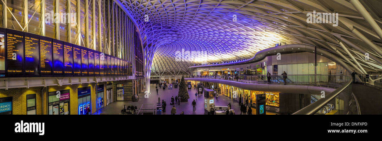 Westlichen Bahnhofshalle am Kings Cross Bahnhof, London, zeigt Dacharchitektur. Stockfoto