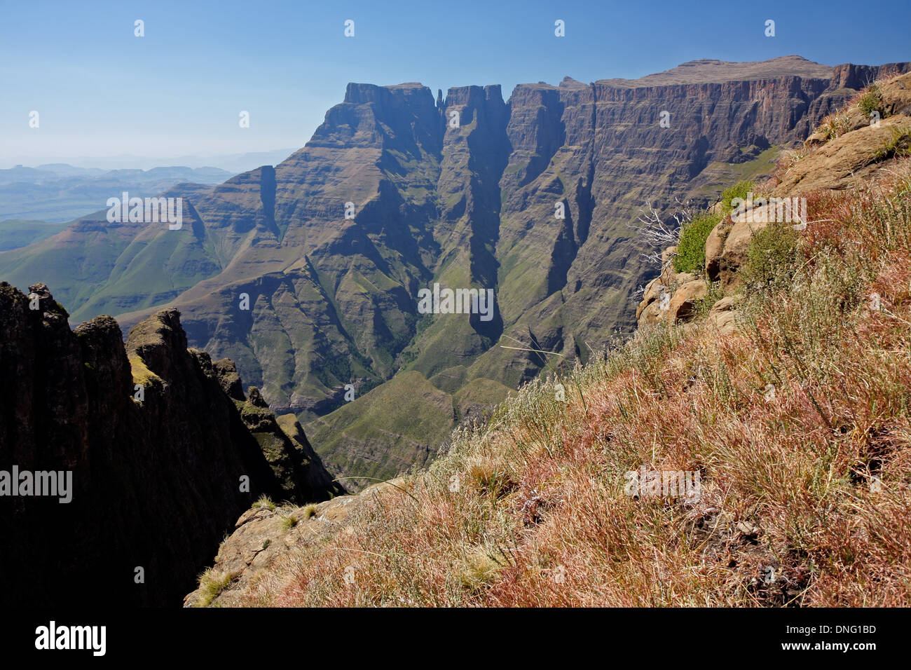 Blick auf die hohen Gipfel der Drakensberge, Royal Natal National Park, Südafrika Stockfoto