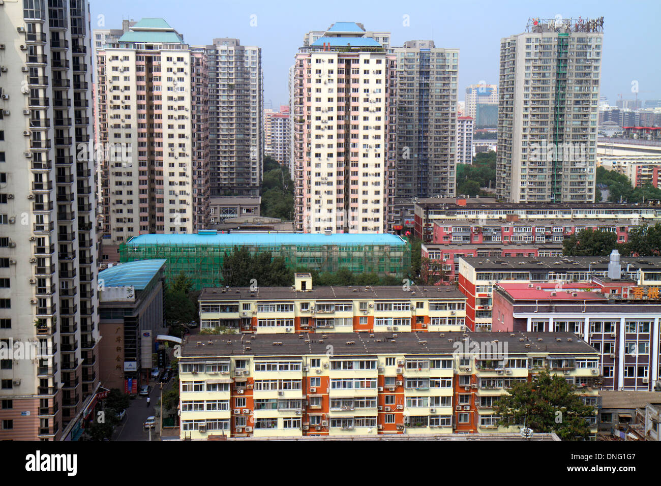 Peking China, Chinesisch, Xicheng District, Eigentumswohnung Wohnapartments Gebäude Gehäuse Gebäude, Skyline der Stadt, Luftaufnahme von oben Stockfoto