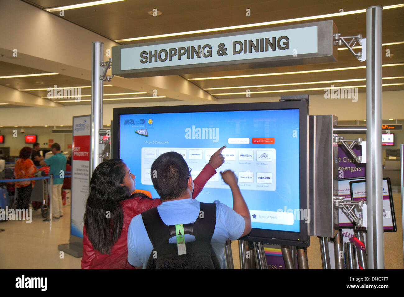 Miami Florida, Süd, Miami Dade County, Miami International Airport, MIA, Terminal, Schild, Elektronik, Monitor, Flachbildschirm, Bildschirm, Informationen, Shopping Shopper Stockfoto
