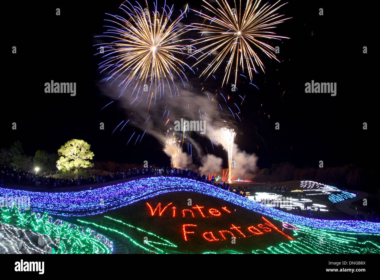 buntes Feuerwerk und Beleuchtung Weihnachtslicht Stockfoto