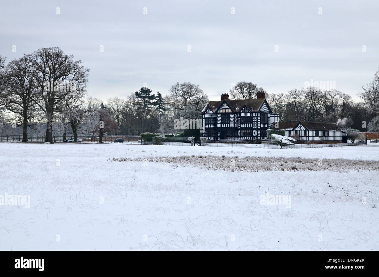 Paris House, Woburn Park auf der Herzog von Bedford Anwesen im Schnee Stockfoto