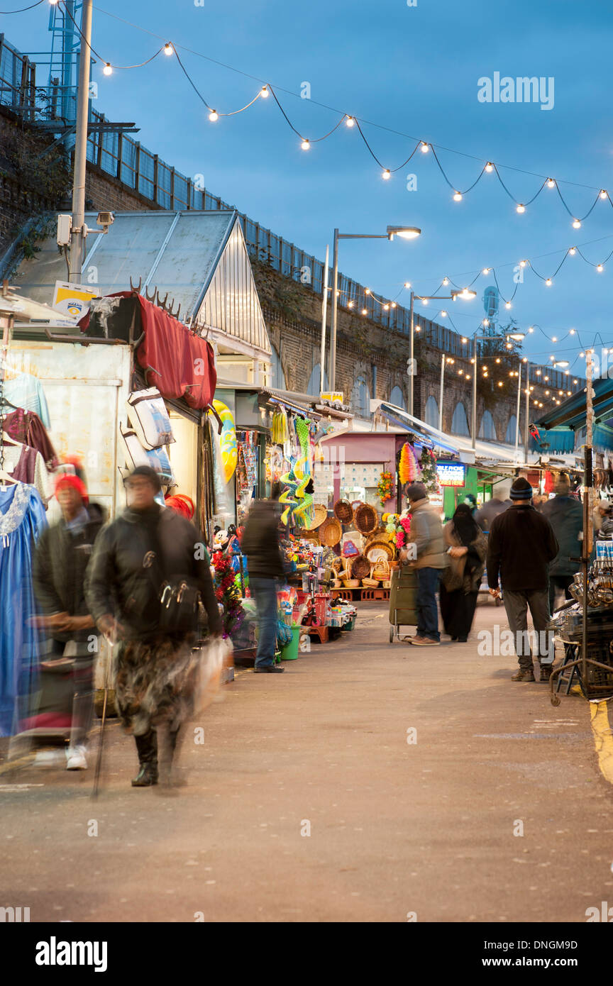 Shepherds Bush Market, Goldhawk Road, London, Vereinigtes Königreich Stockfoto