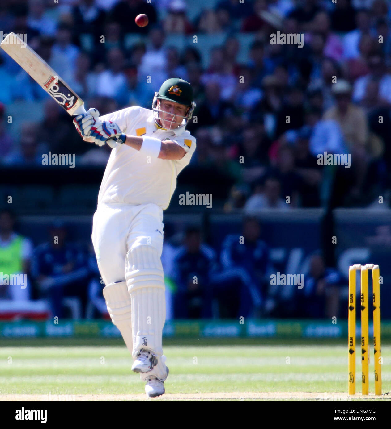 Melbourne, Australien. 27. Dezember 2013. Brad Haddin in Aktion während zu zucken die tagsüber zwei der vierten Asche Test Match zwischen Australien und England bei der MCG - Boxing Day Test Deutschland Vs England, MCG, Melbourne, Australien. Bildnachweis: Aktion Plus Sport/Alamy Live-Nachrichten Stockfoto