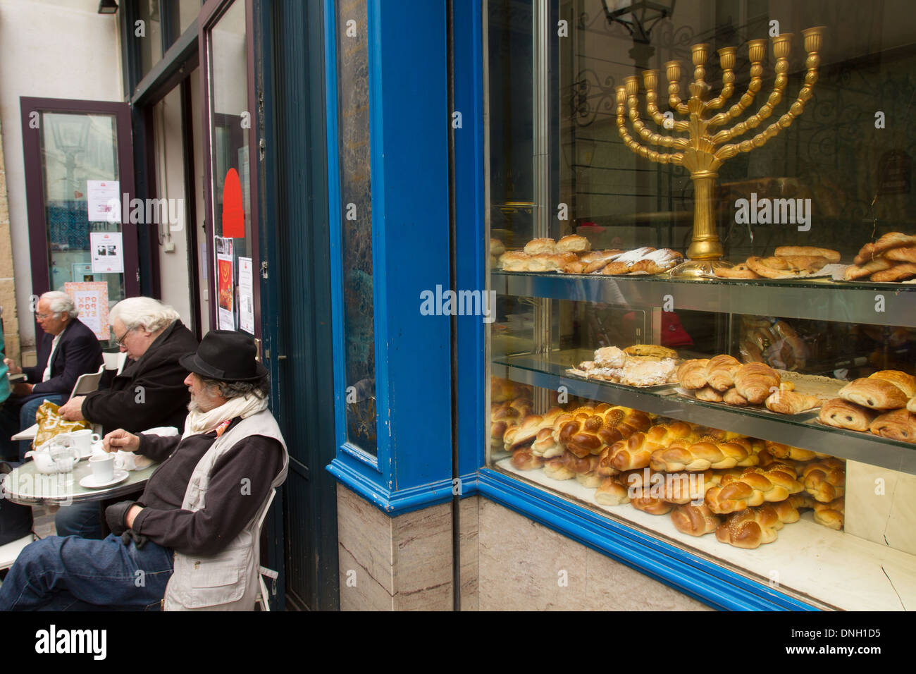 MURCIANO BÄCKEREI-KONDITOREI MAKER, RUE DES ROSIERS, 4. ARRONDISSEMENT, PARIS, FRANKREICH Stockfoto
