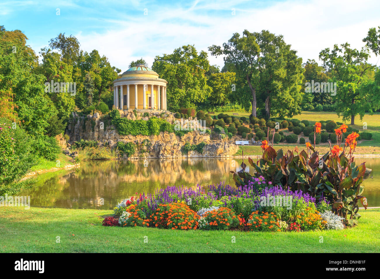 Park der Esterhazy Palast mit dem Tempel der Leopoldina, Eisenstadt, Österreich Stockfoto