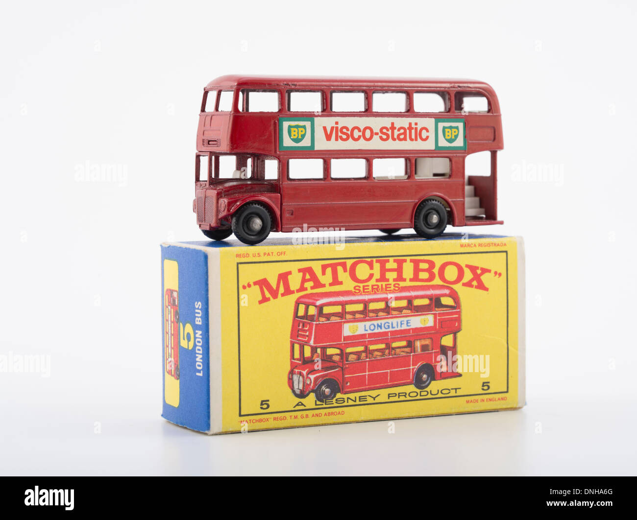 Matchbox-Druckguss Spielzeug-Autos - #5 Routemaster rot Double Decker Bus produziert by Lesney Produkte Großbritannien ab 1953. Stockfoto