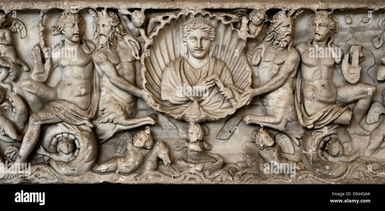 Römischer Sarkophag mit der Darstellung des Meeres Kreaturen 230 n. Chr. Rom Italien Stockfoto